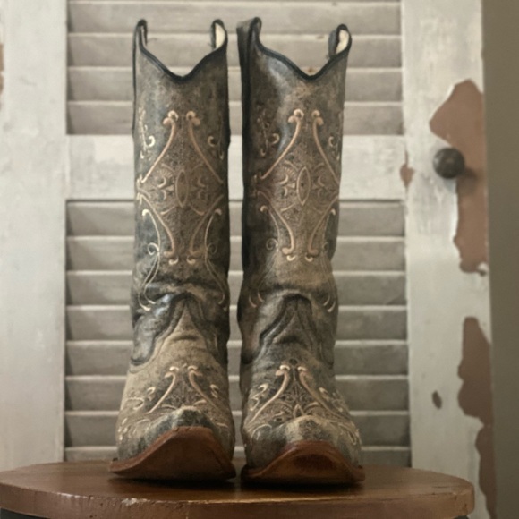 Circle G by Corral Women’s Chocolate Crackle with Bone Fancy Embroidery Snip Toe - Picture 7 of 15